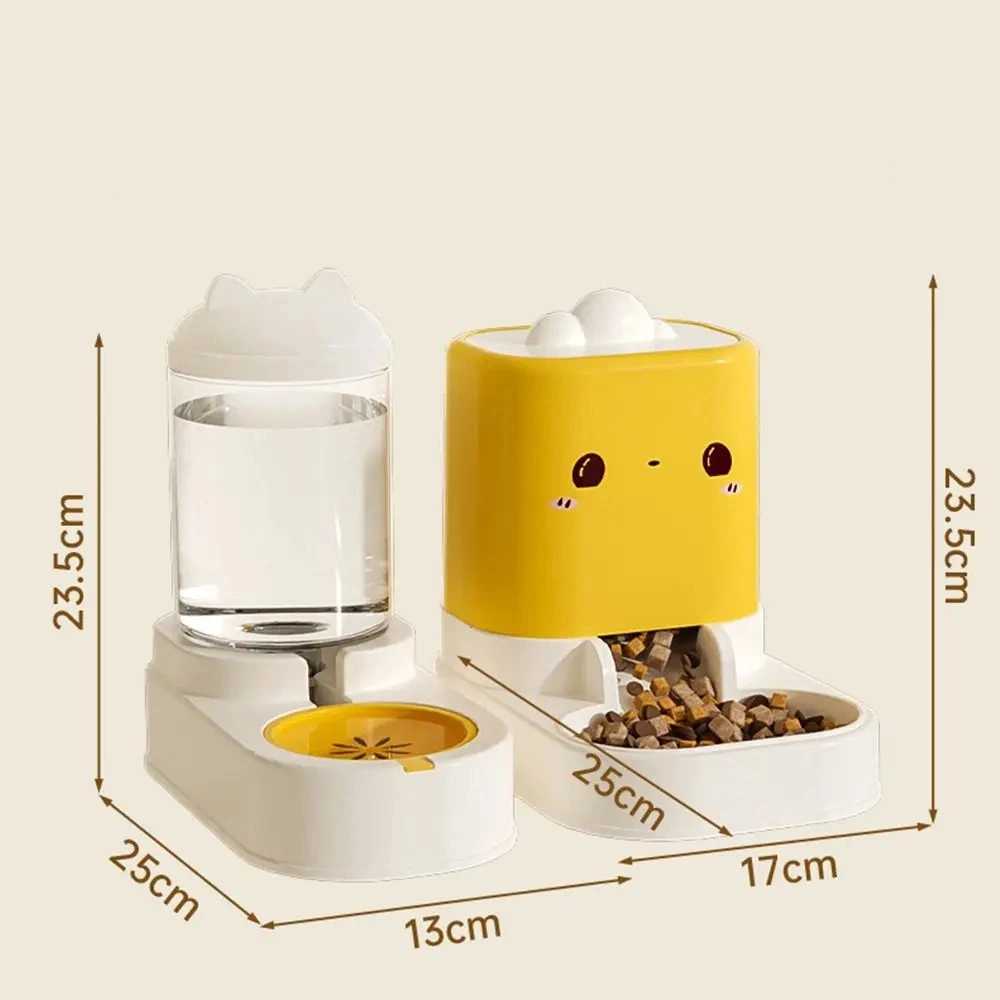 Vue dimensions distributeur eau blanc et distributeur croquettes jaune pour chat, 23,5 cm de hauteur