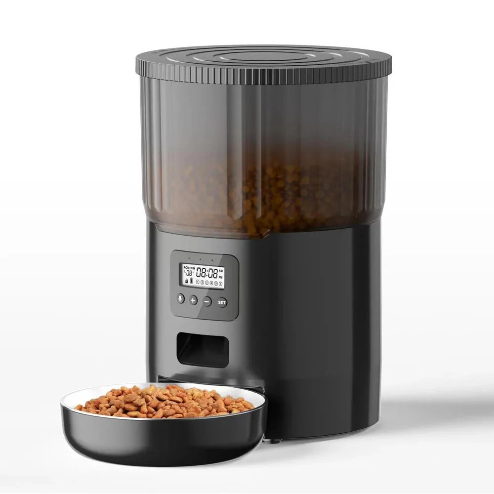 Distributeur croquette automatique noir avec écran LCD et gamelle inox remplie de croquettes