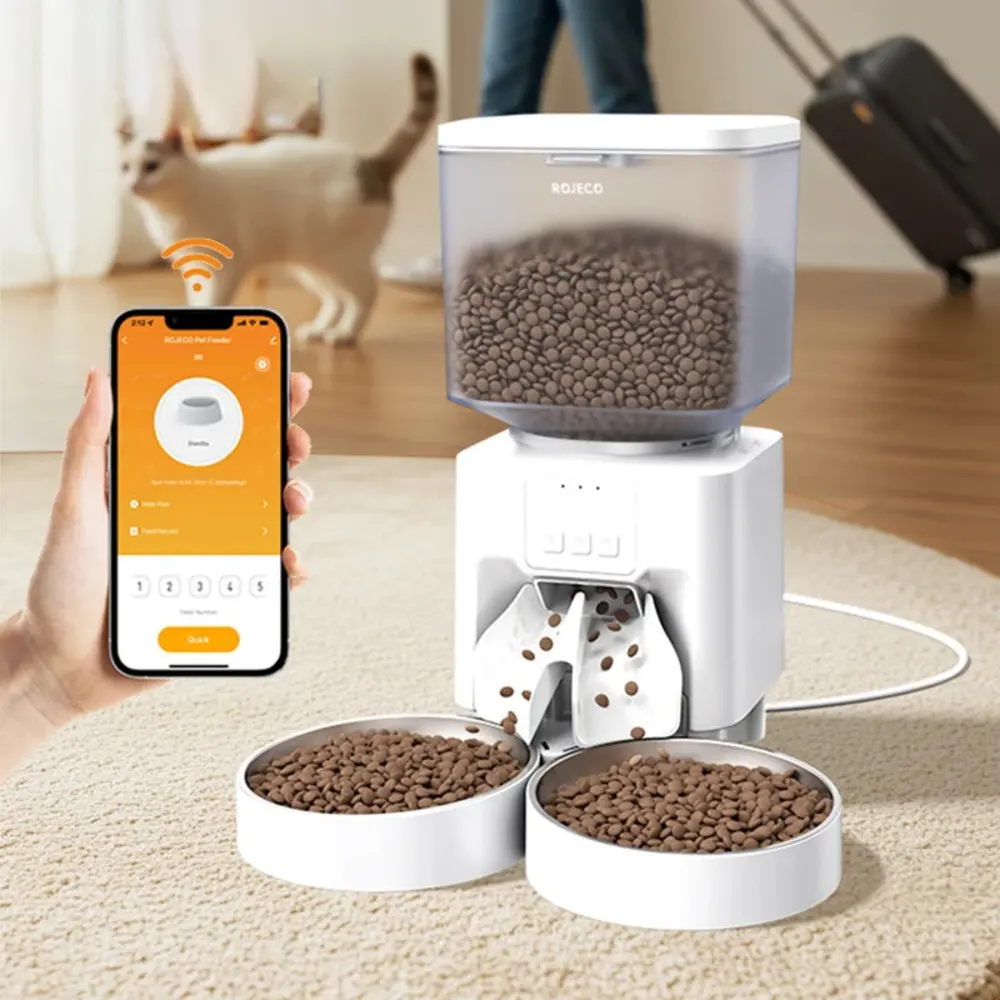Application mobile Rojeco sur smartphone contrôlant un nourrisseur automatique pour chat en WiFi