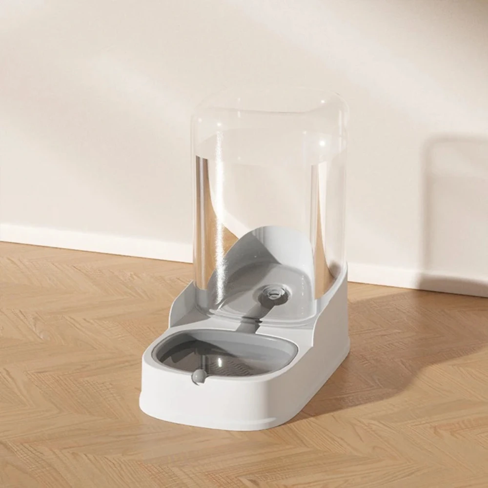 Fontaine à eau automatique pour chat, réservoir transparent gris, vue de profil