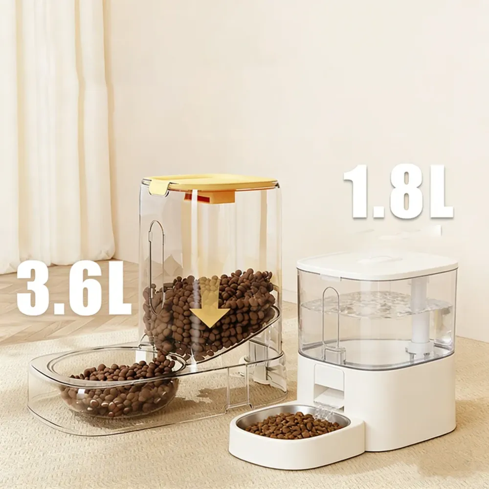 Distributeur croquette 3,6 L jaune et fontaine eau 1,8 L pour chat posés sur tapis