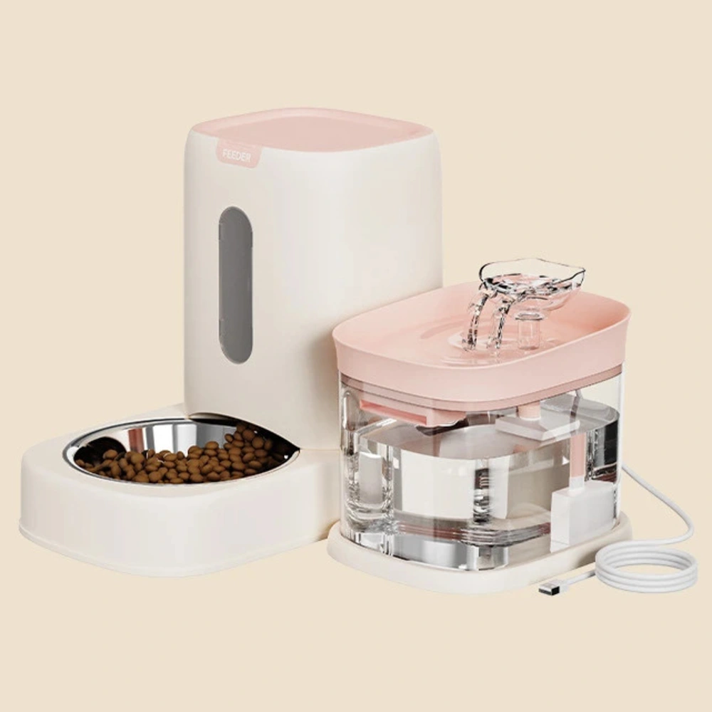 Distributeur croquette chat coloris rose avec fontaine eau transparente et câble USB secteur